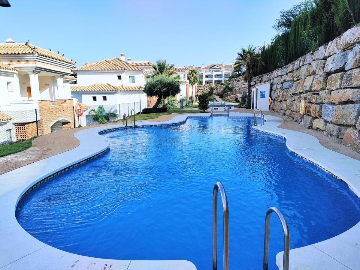 Albatros Golf View 2394 Apartment Casares Ngoại thất bức ảnh