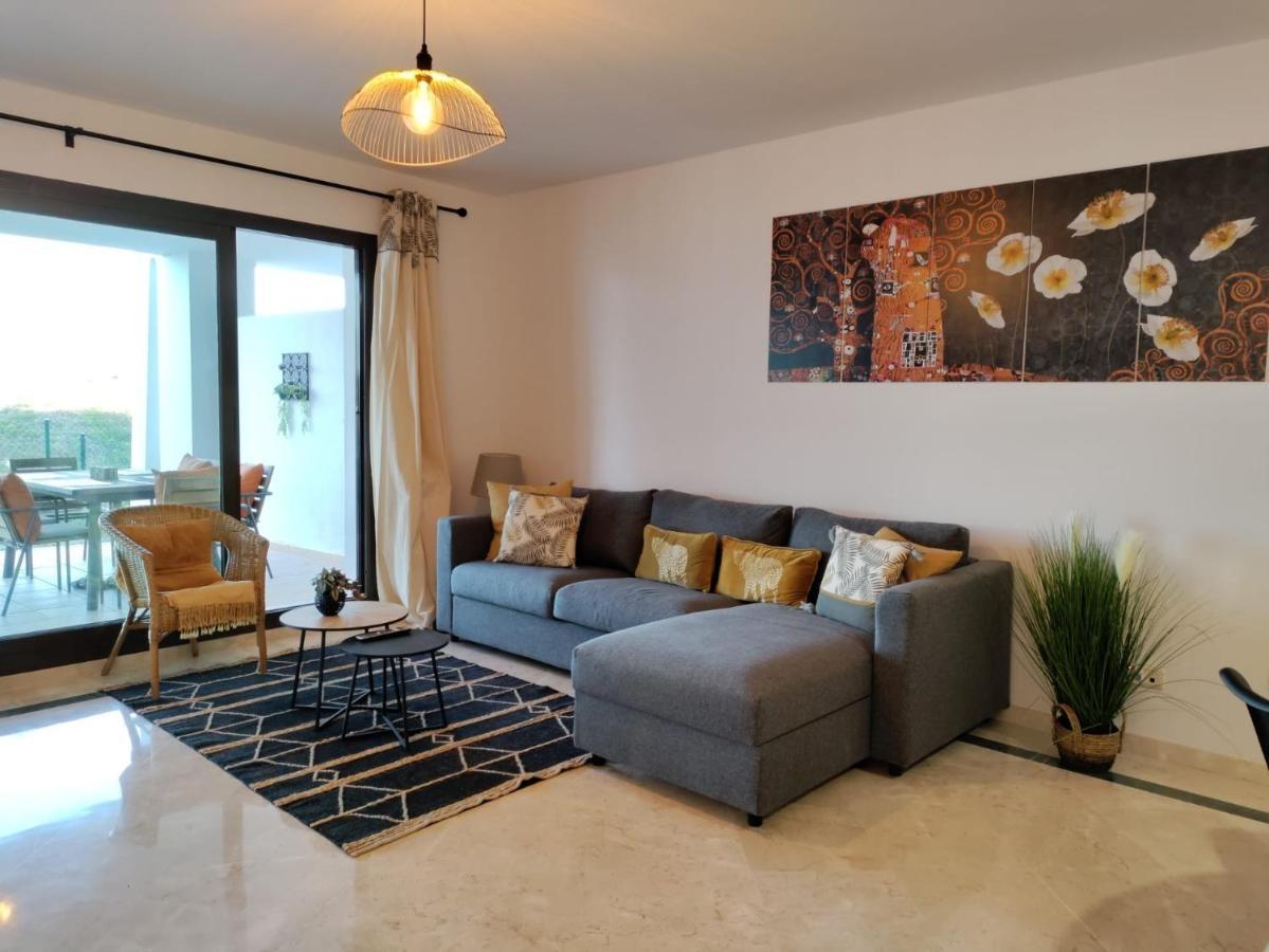 Albatros Golf View 2394 Apartment Casares Ngoại thất bức ảnh